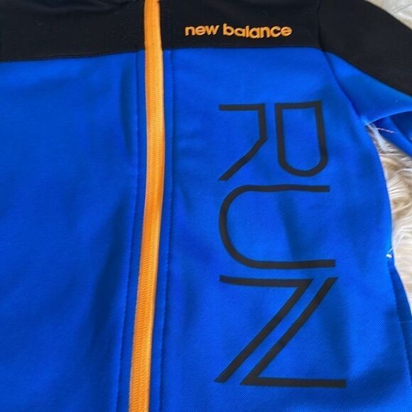 NWOT New Balance Jacket - Picture 2 of 6